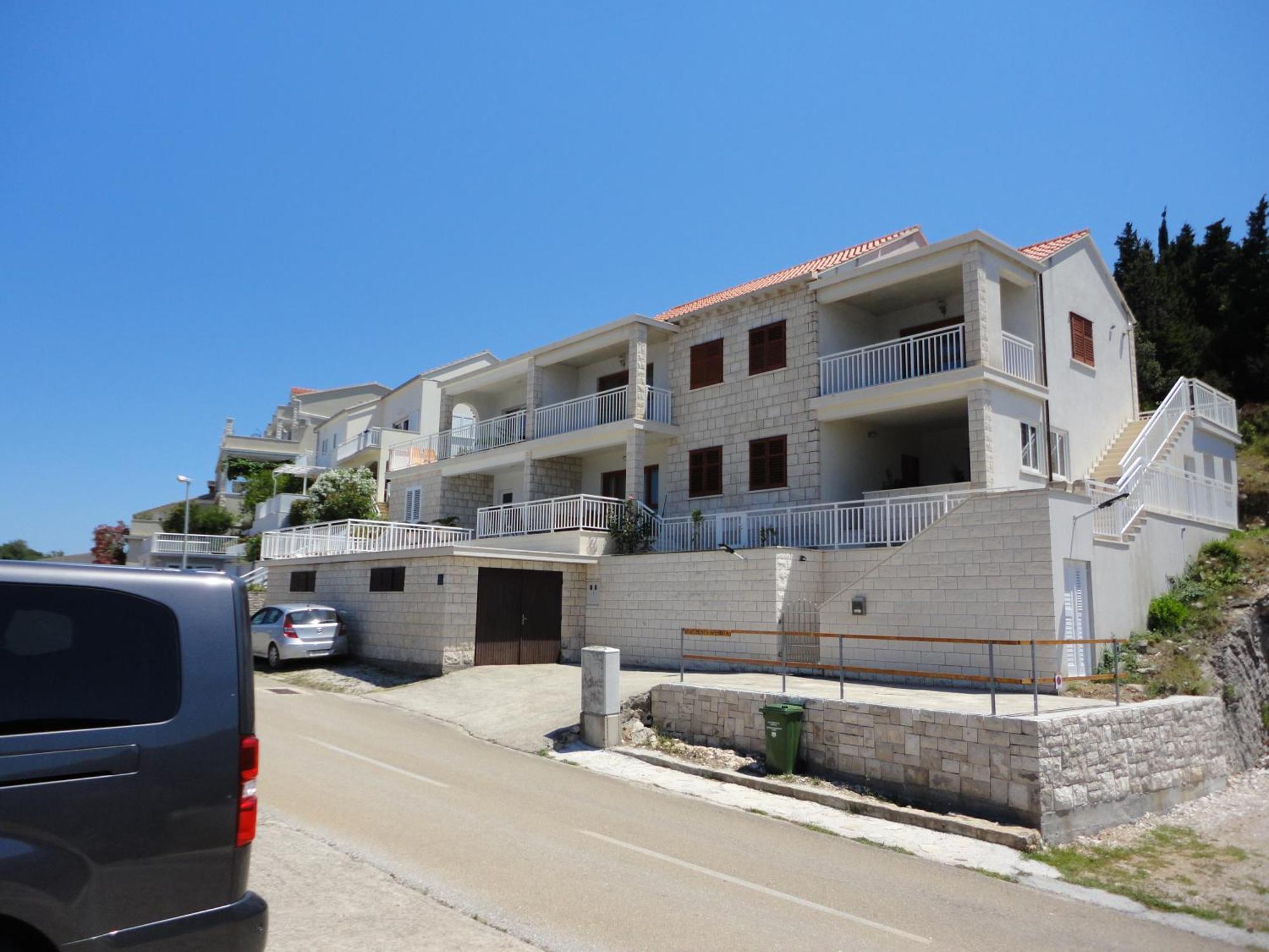 Apartments Aferdita Racisce Exterior photo